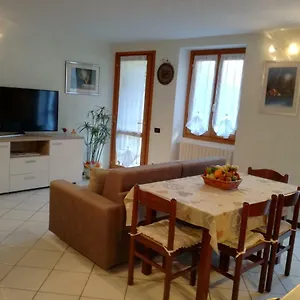 Casa vacanze Borgo Antico, Oliveto Lario