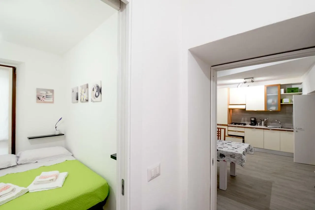 Apartamento Daniel House Bellano