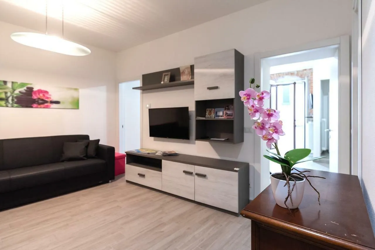 Apartamento Daniel House Bellano